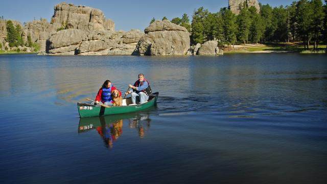 tvsylvanlake00001a800pix.jpg
